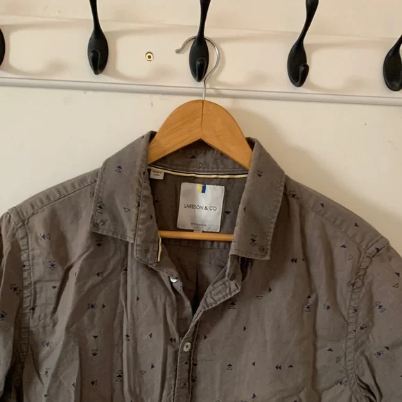 Men's green/gray Short Sleeve Shirt - Picture 3 of 6